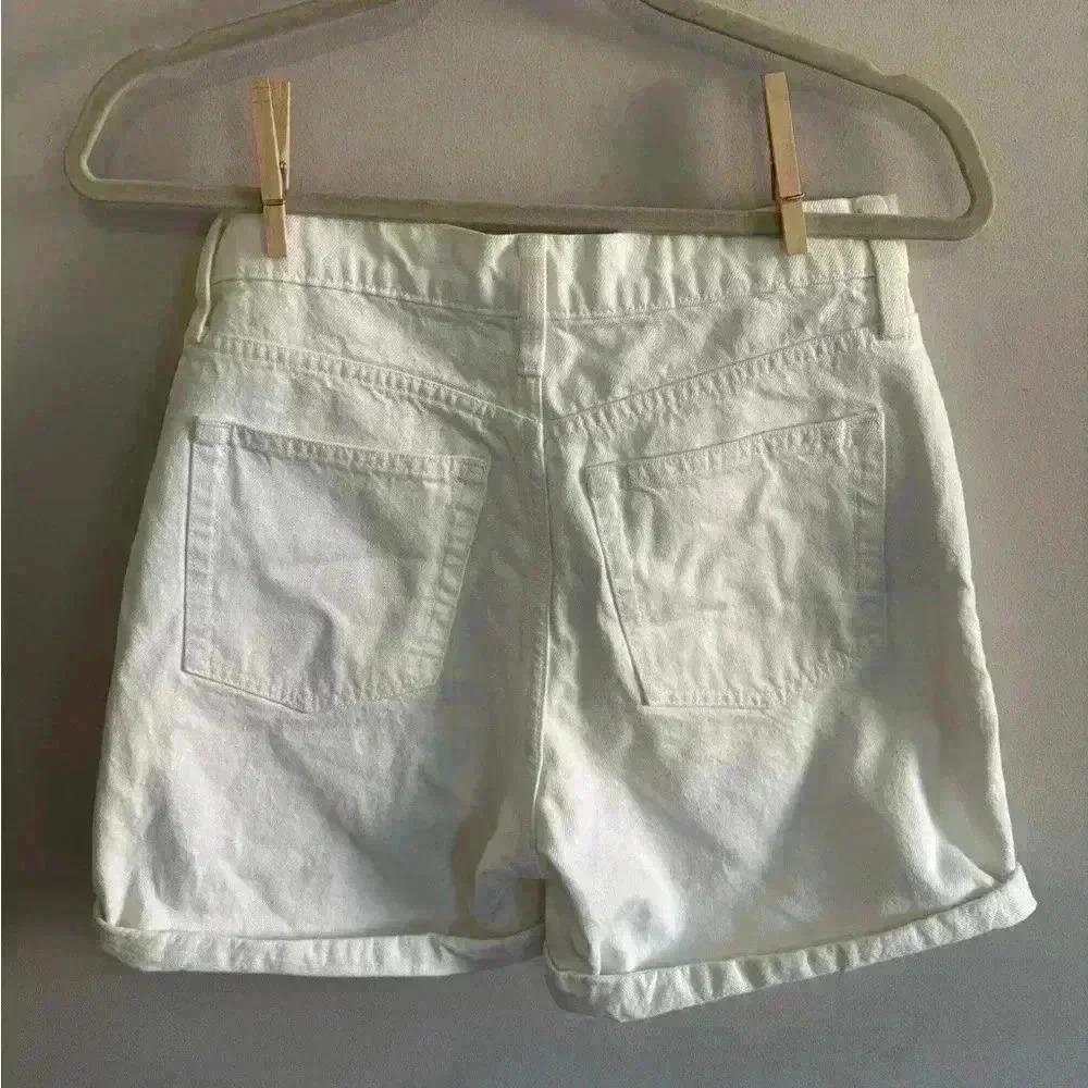 GAP White Denim Mom Shorts - Picture 4 of 5